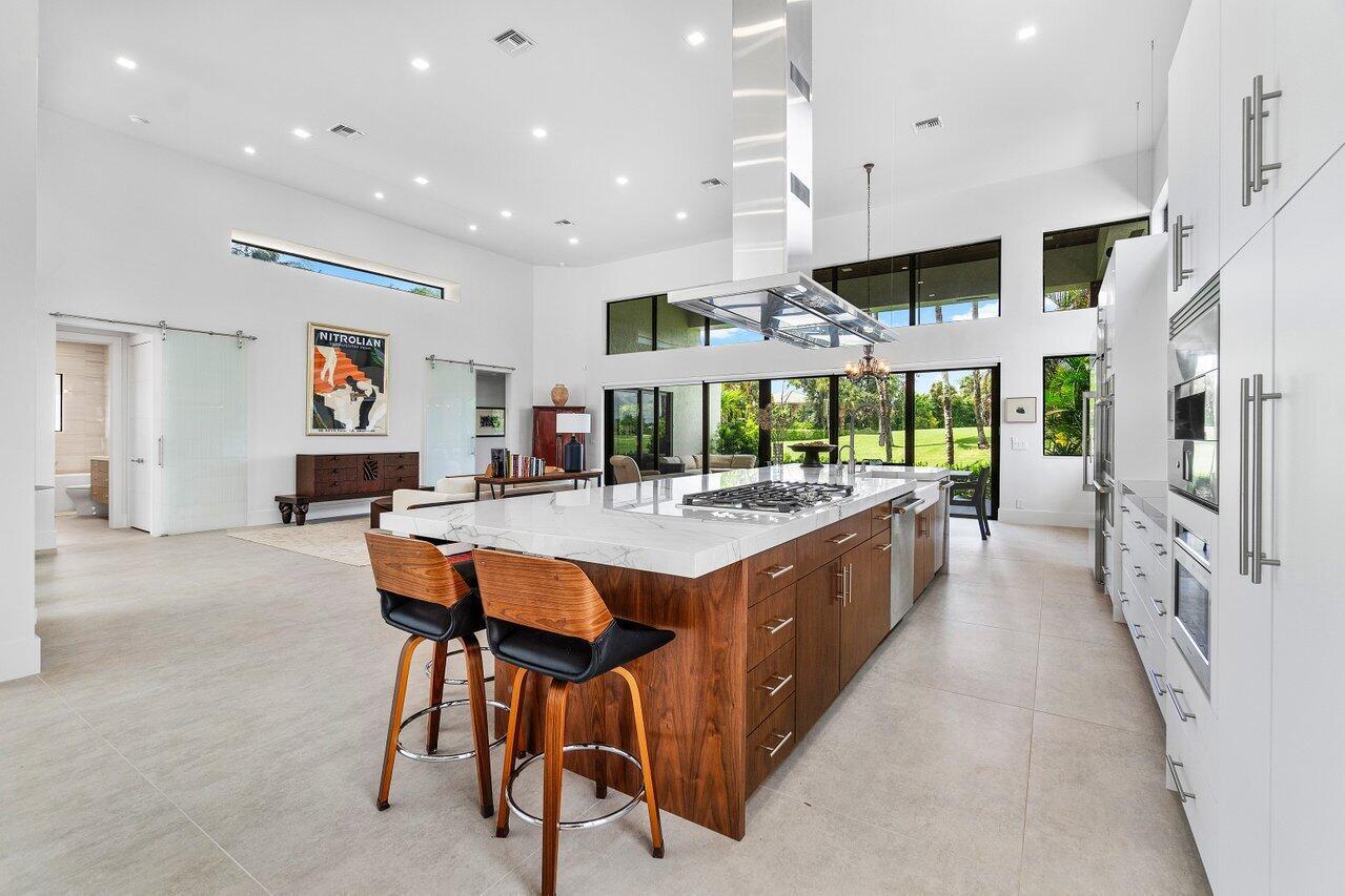 CORAL COVE / POLO CLUB - Residential