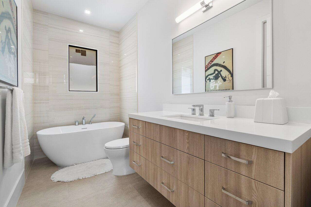 CORAL COVE / POLO CLUB - Residential