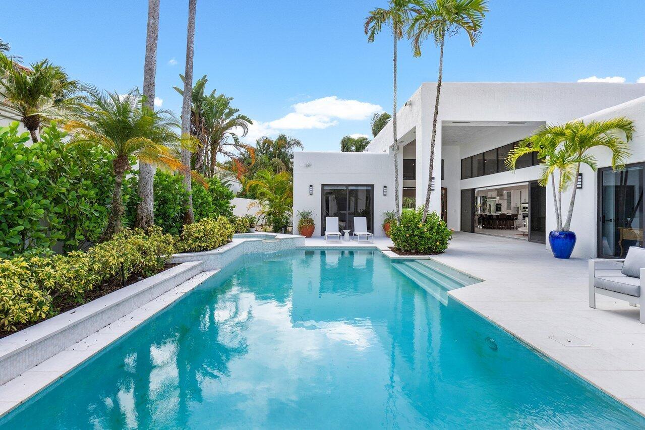 CORAL COVE / POLO CLUB - Residential