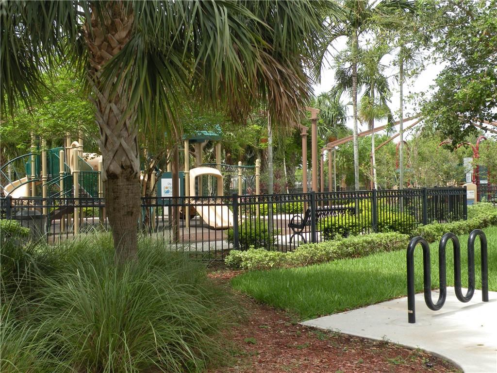 No 79 Palm-Aire Country C - Residential Lease