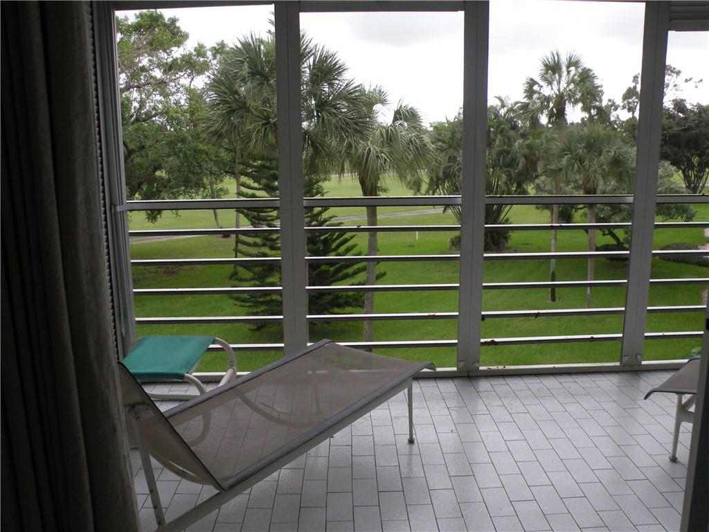 No 79 Palm-Aire Country C - Residential Lease