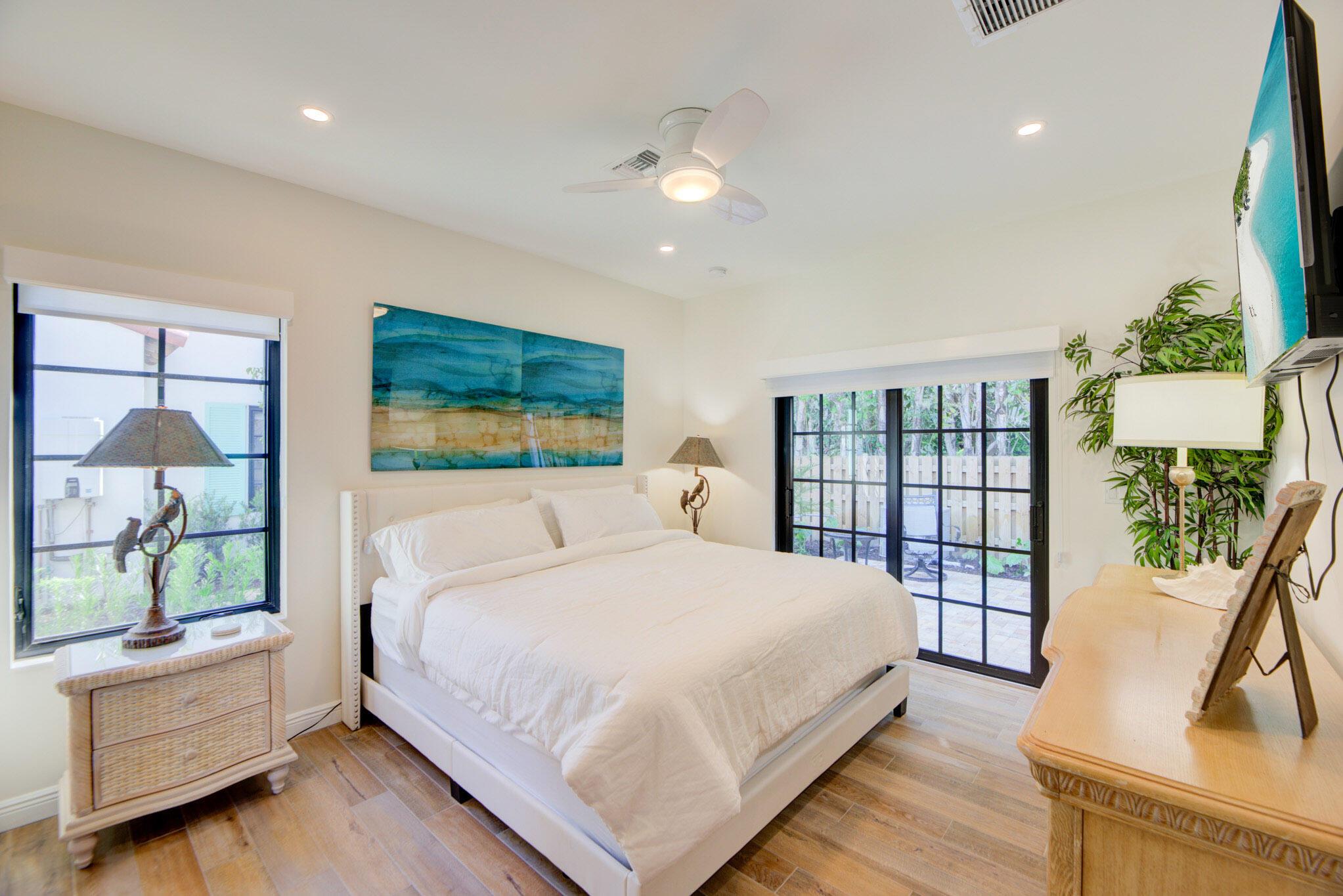 DELRAY TOWN OF - Residential Lease