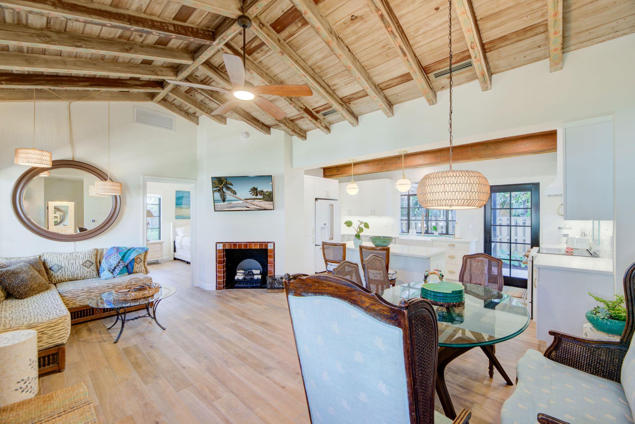 DELRAY TOWN OF - Residential Lease