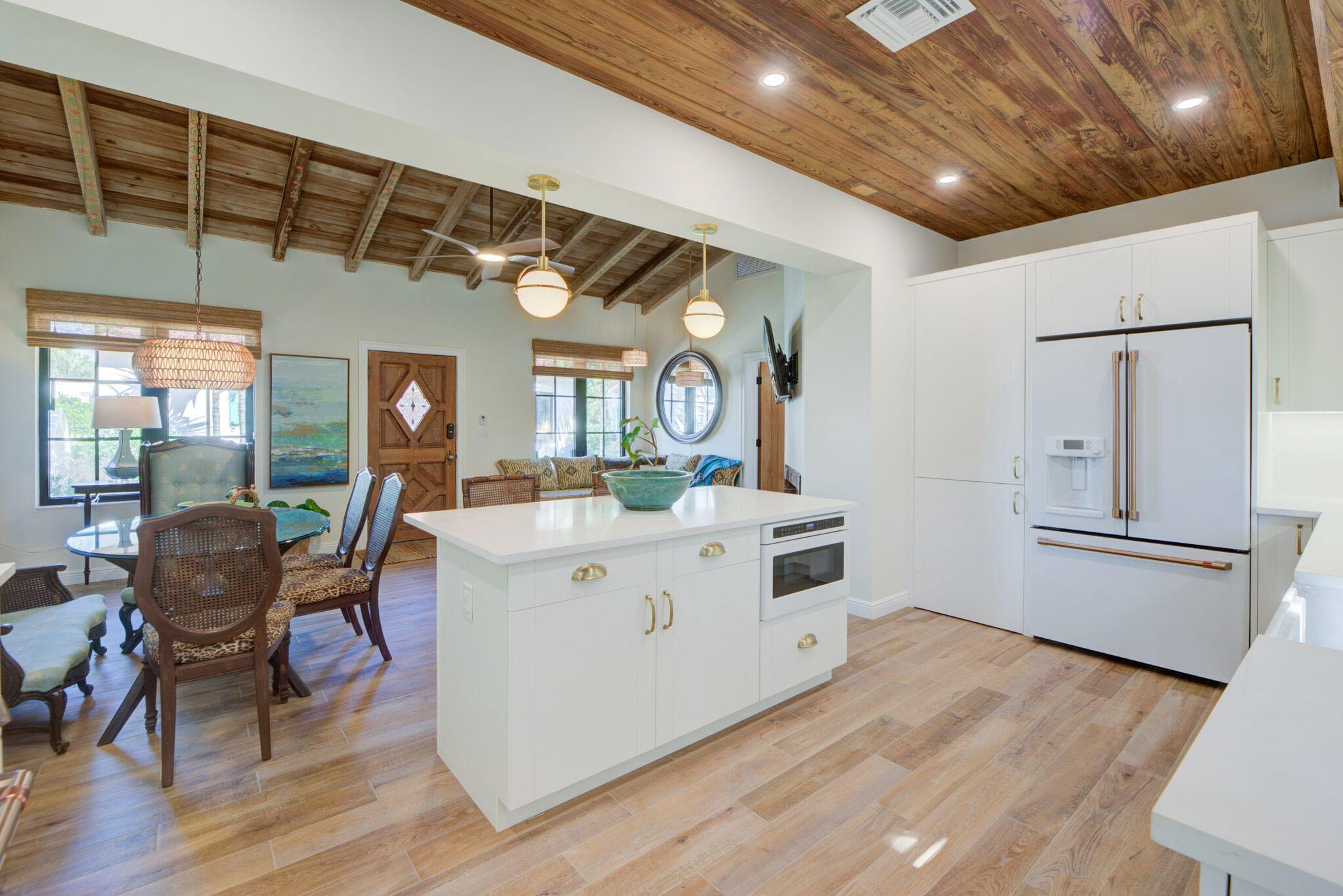 DELRAY TOWN OF - Residential Lease