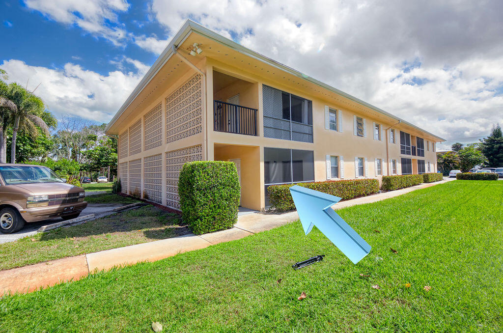 IMPERIAL APARTMENT CONDO - Residential Lease