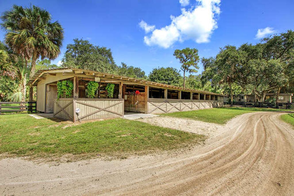 Photo of 2833 F Road, Loxahatchee Groves, FL 33470 (MLS # B26016503)