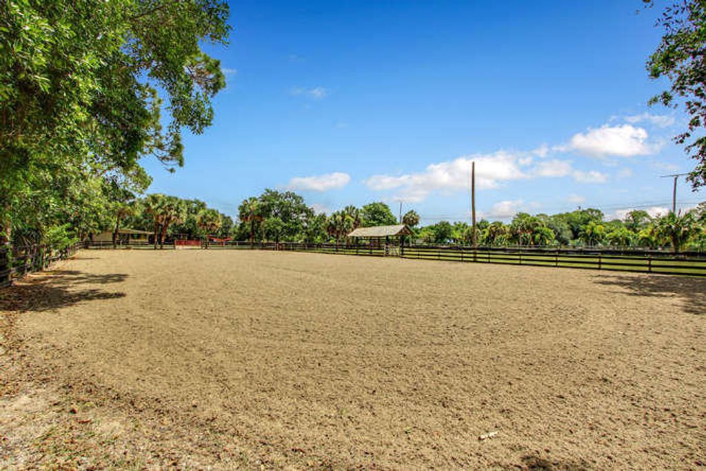 Photo of 2833 F Road, Loxahatchee Groves, FL 33470 (MLS # B26016503)