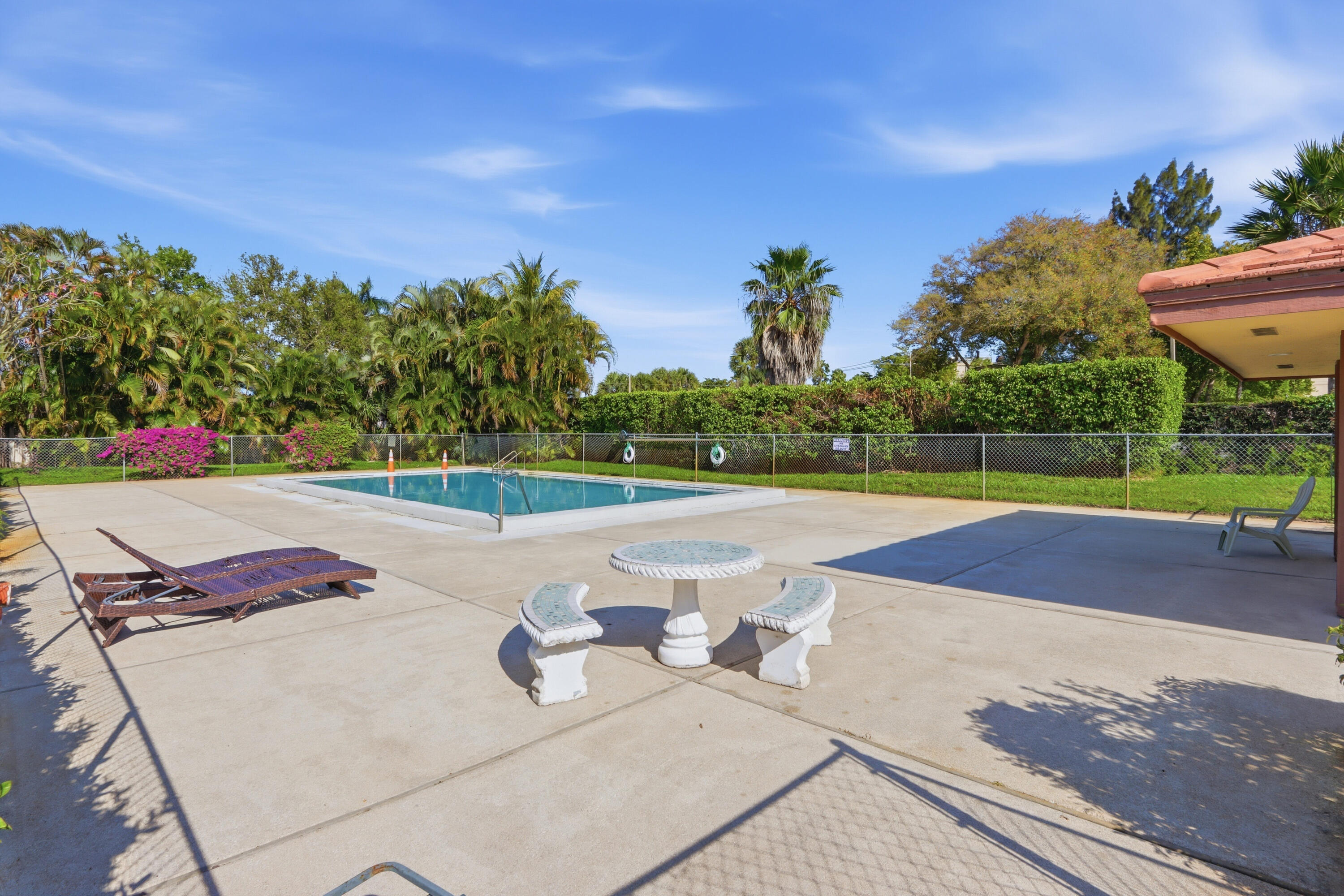 ATLANTIS ATRIUMS - Residential