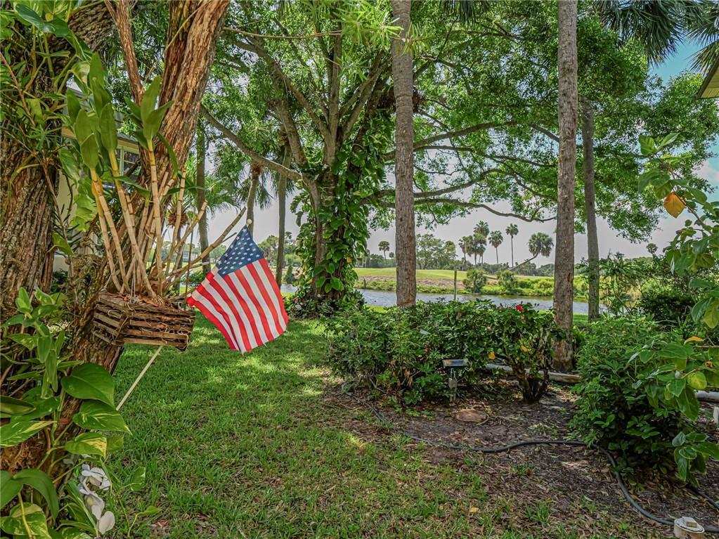 VISTA GARDENS F/K/A VISTA - Residential Lease