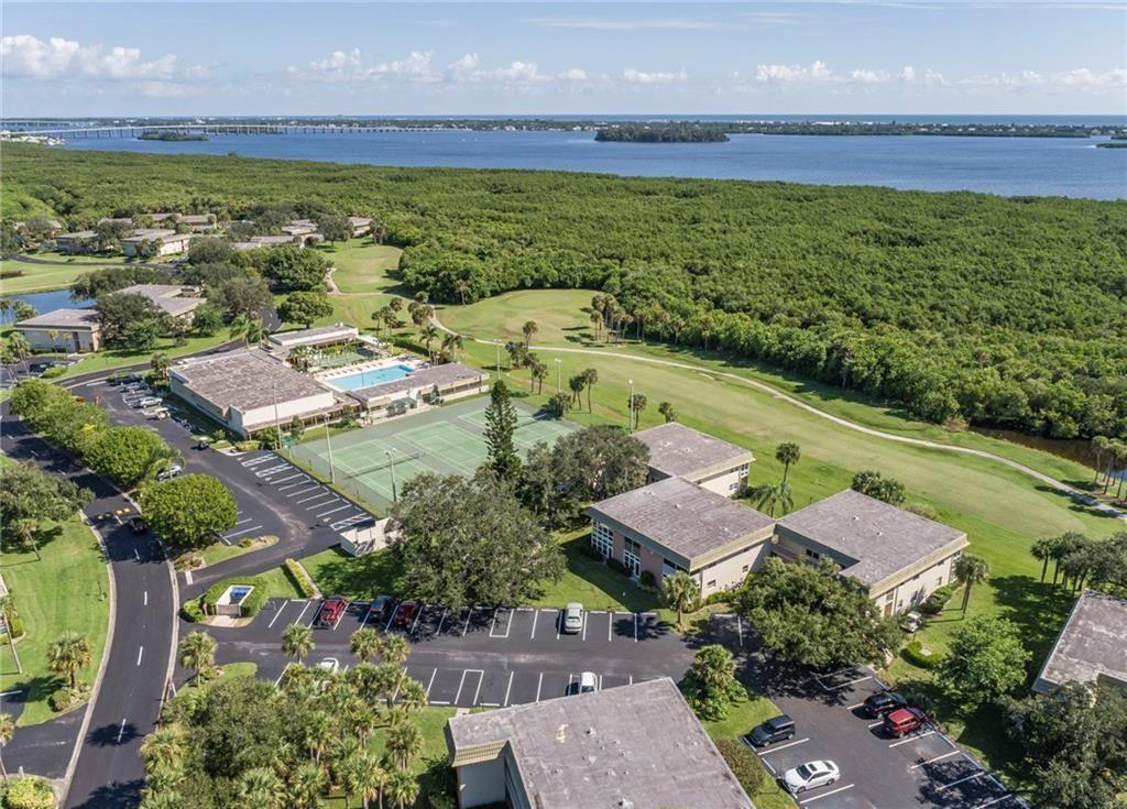 VISTA GARDENS F/K/A VISTA - Residential Lease