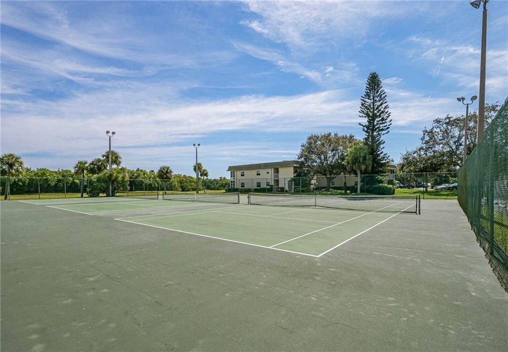 VISTA GARDENS F/K/A VISTA - Residential Lease