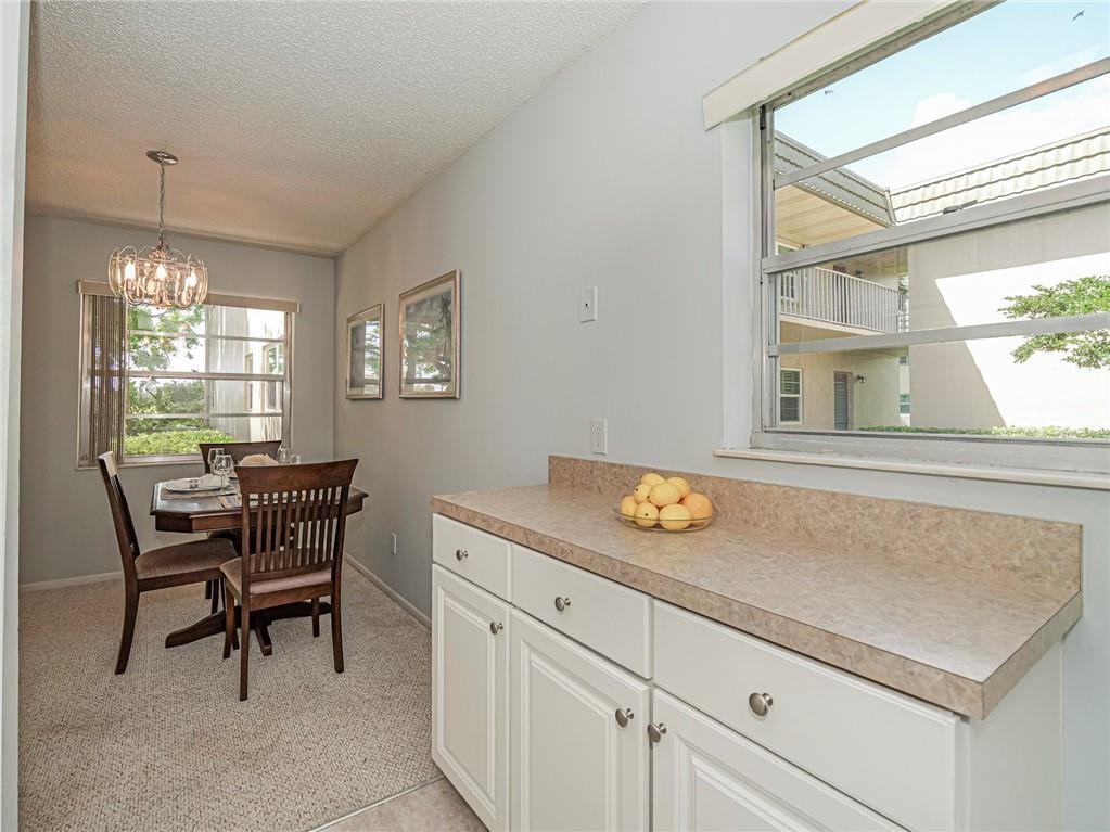 VISTA GARDENS F/K/A VISTA - Residential Lease