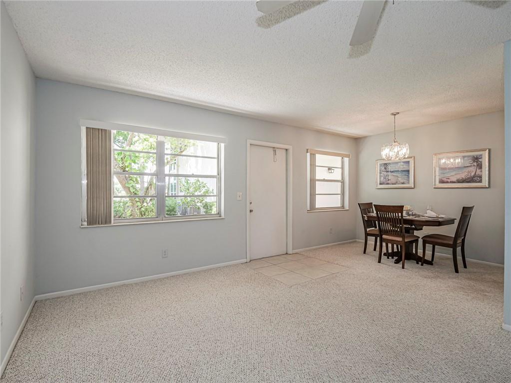 VISTA GARDENS F/K/A VISTA - Residential Lease