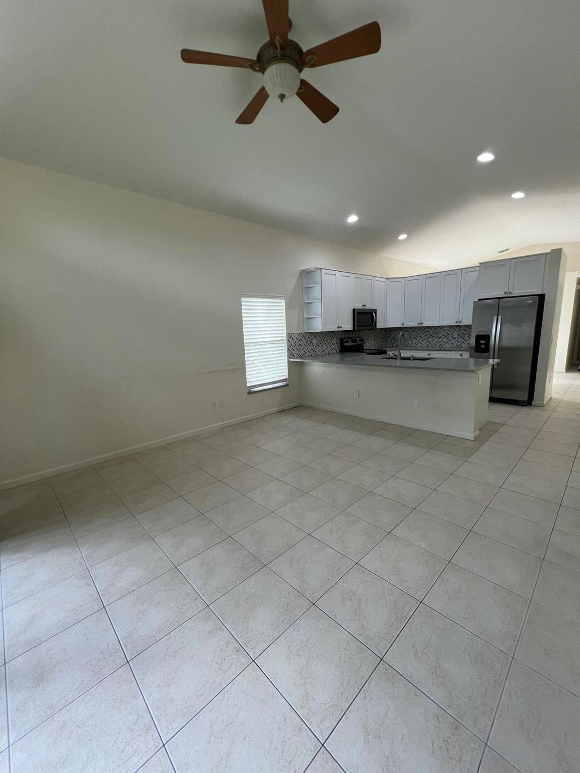 NAUTICA ISLES 3 - Residential