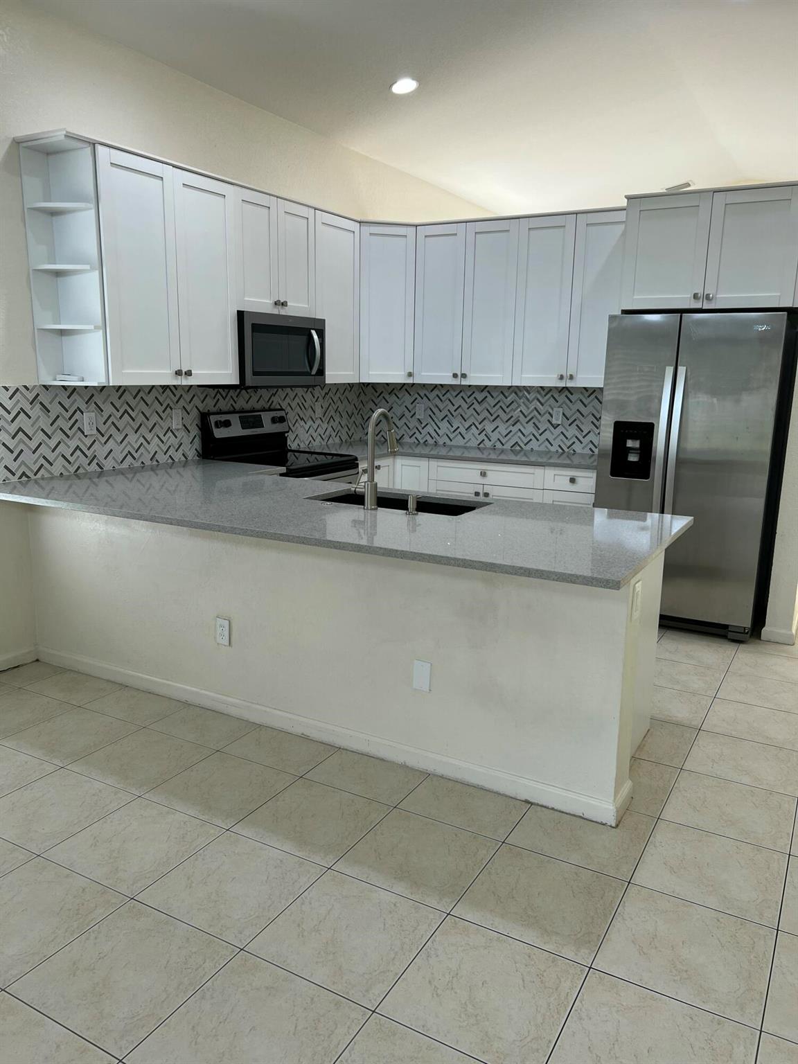 NAUTICA ISLES 3 - Residential