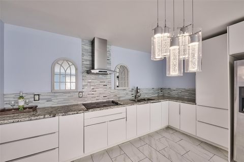 5720 NE 22nd Way 401-4 Fort Lauderdale FL 33308
