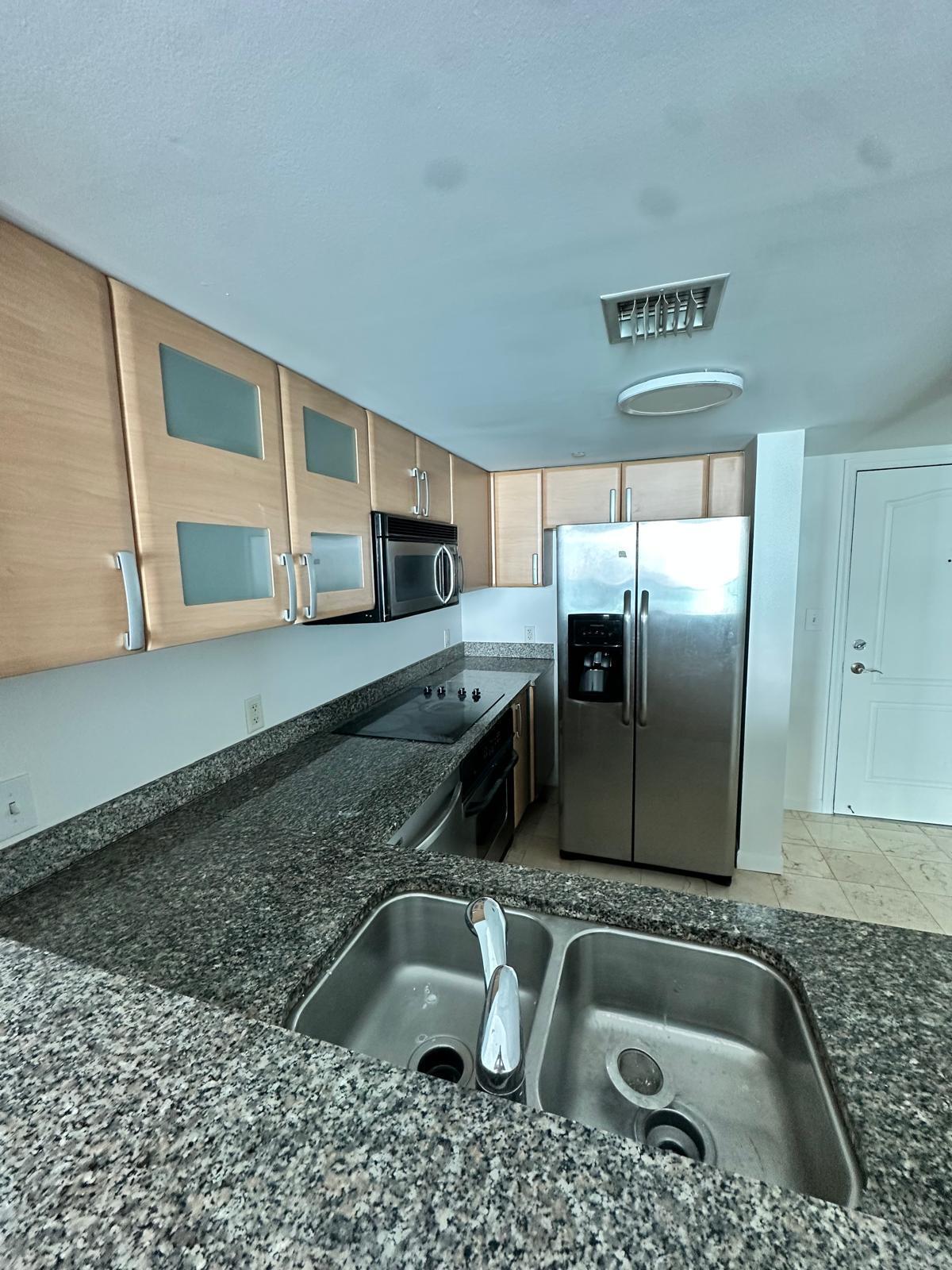 2101 Brickell Avenue 808