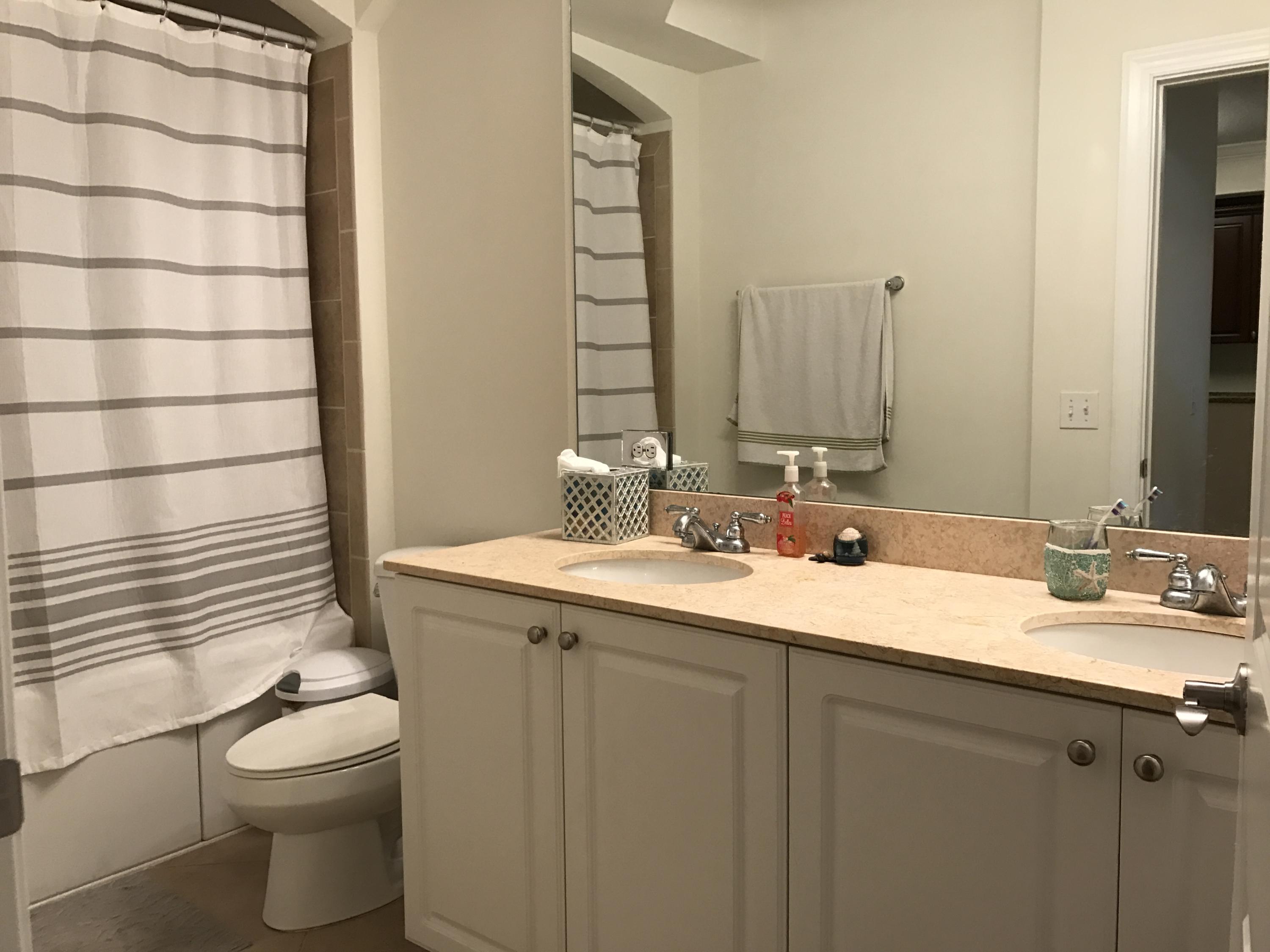 Vizcaya Lakes - Residential