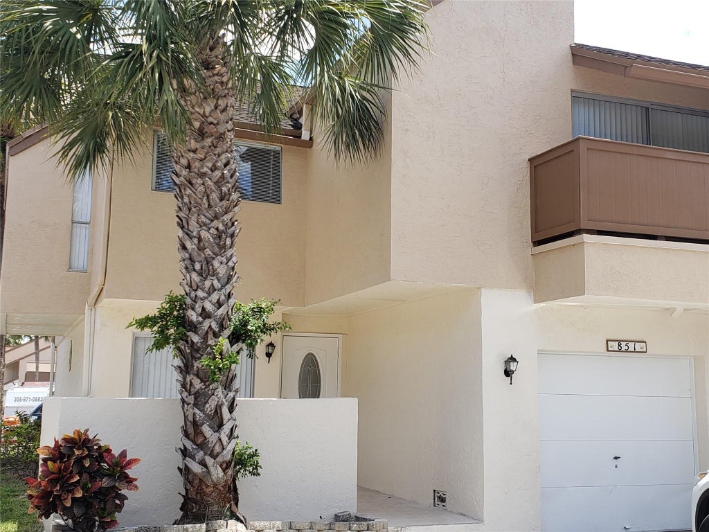 Photo of 851 NW 81ST Terrace #8, Plantation, FL 33324 (MLS # B26082072)