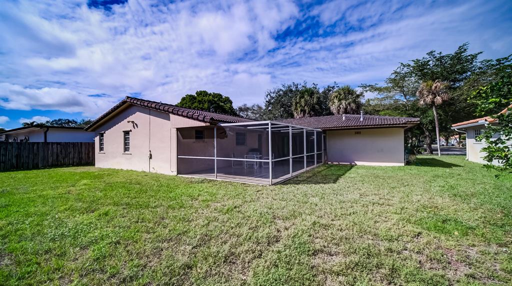 MIAMI LAKES SEC 4 - Residential