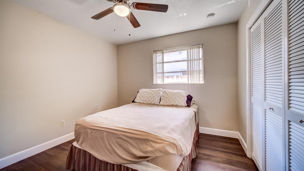 MIAMI LAKES SEC 4 - Residential