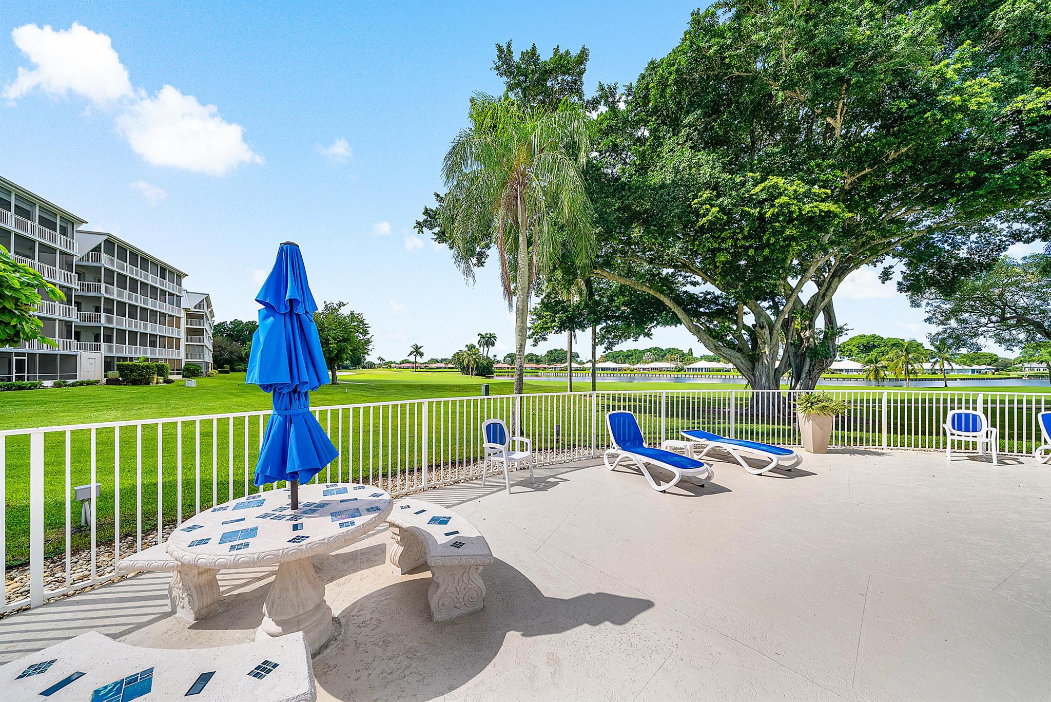 ATLANTIS SHERBROOKE VILLA - Residential