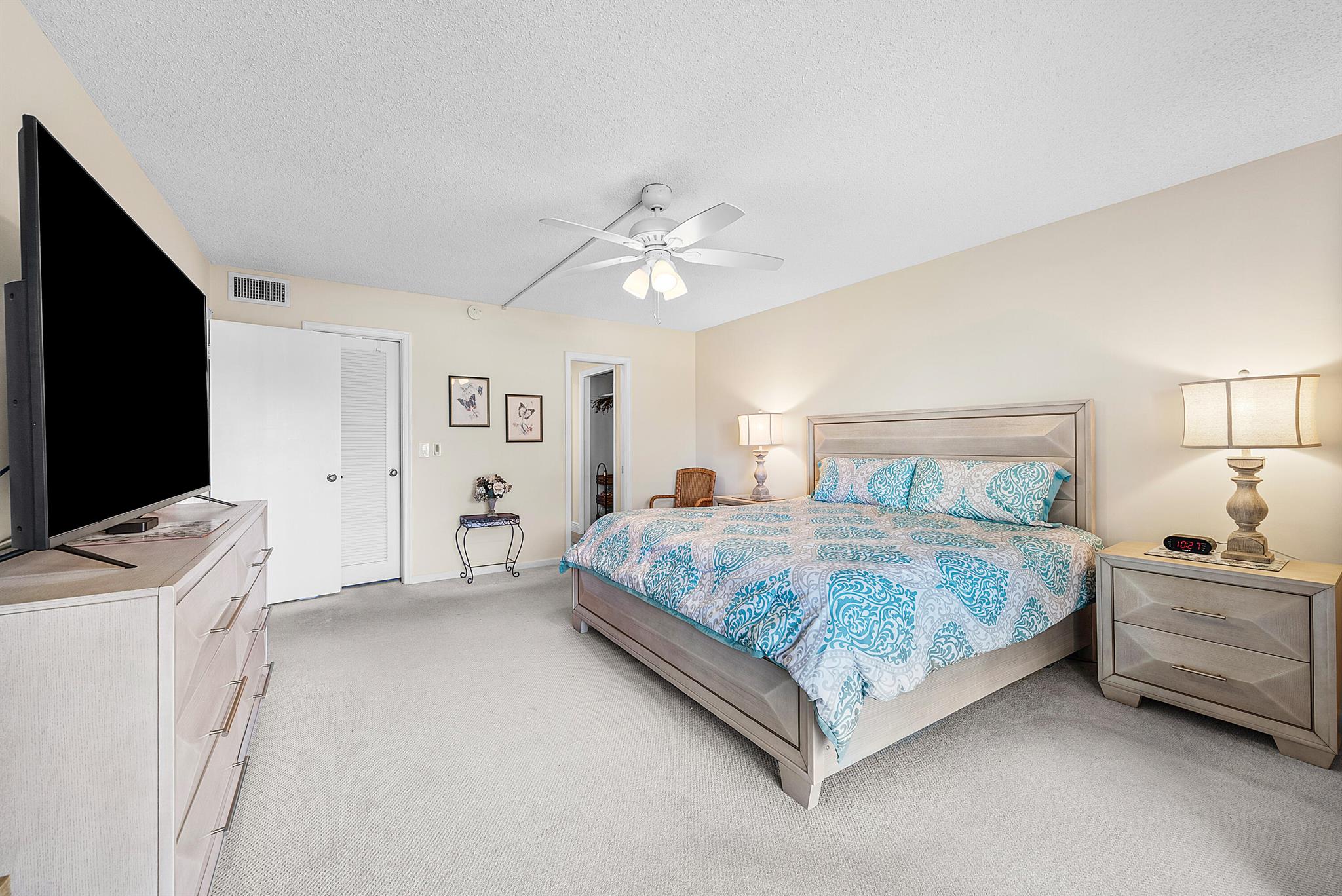 ATLANTIS SHERBROOKE VILLA - Residential