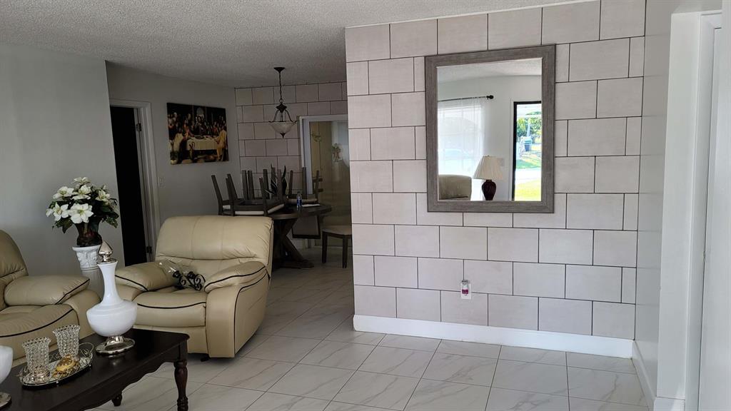 PORT ST LUCIE SECTION 6 - Residential