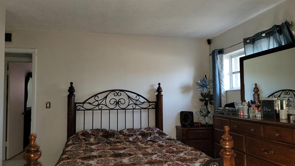 PORT ST LUCIE SECTION 6 - Residential