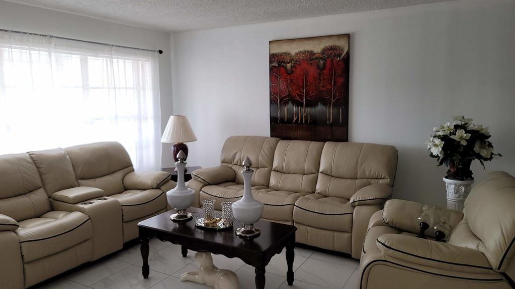 PORT ST LUCIE SECTION 6 - Residential