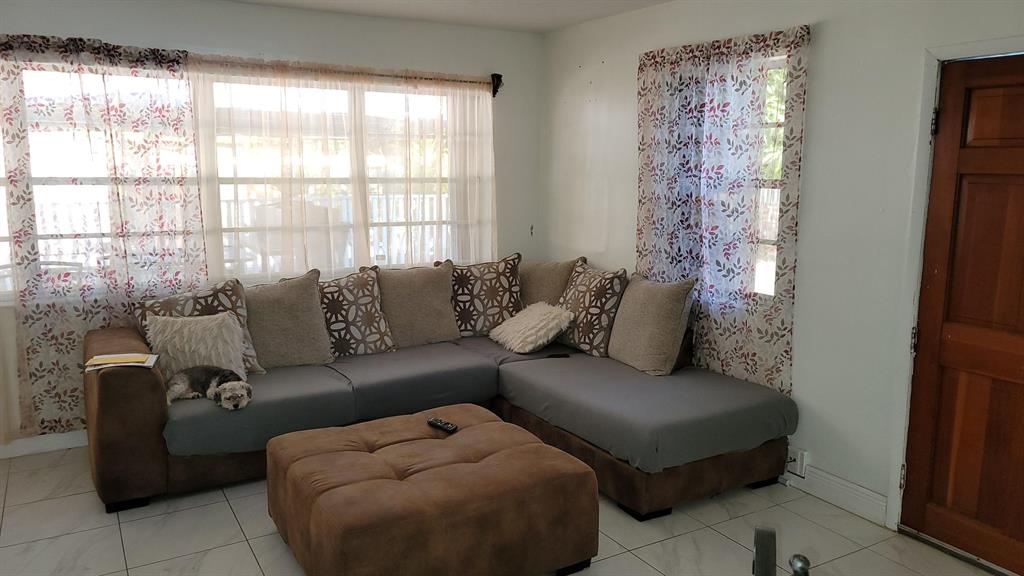 PORT ST LUCIE SECTION 6 - Residential