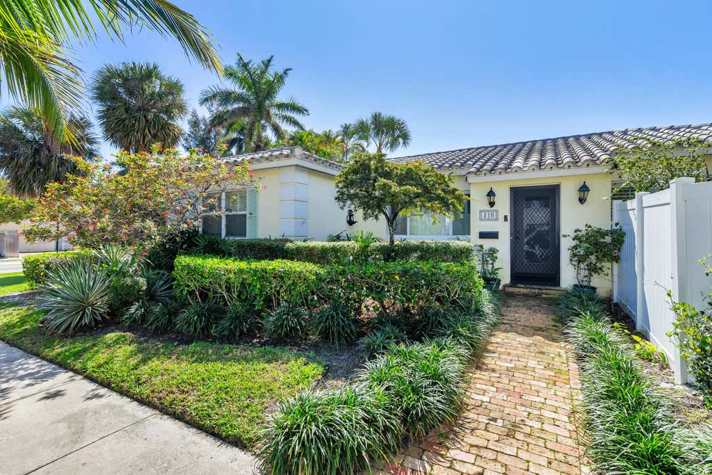 Photo of 110 Greenwood Drive, West Palm Beach, FL 33405 (MLS # R11063555)