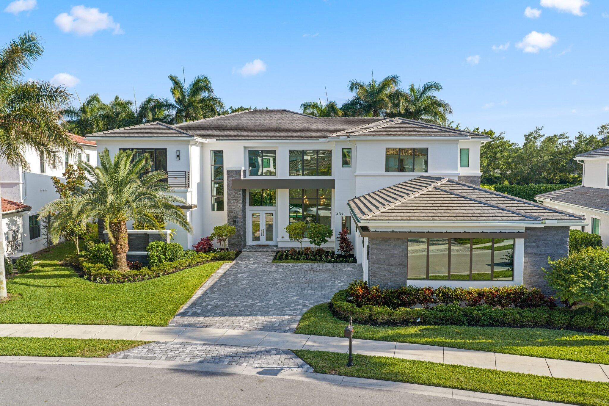 ROYAL PALM POLO - Residential