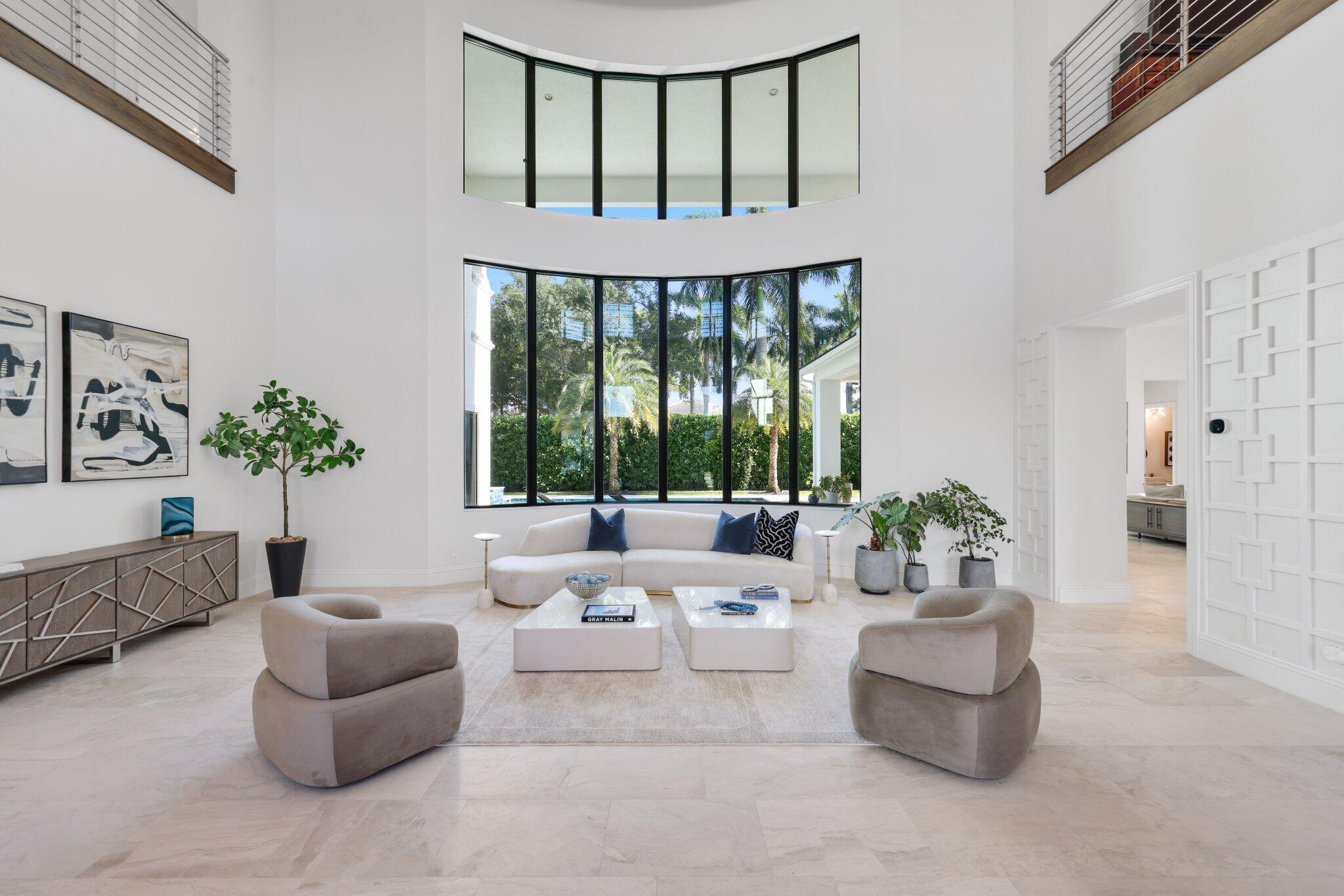 ROYAL PALM POLO - Residential
