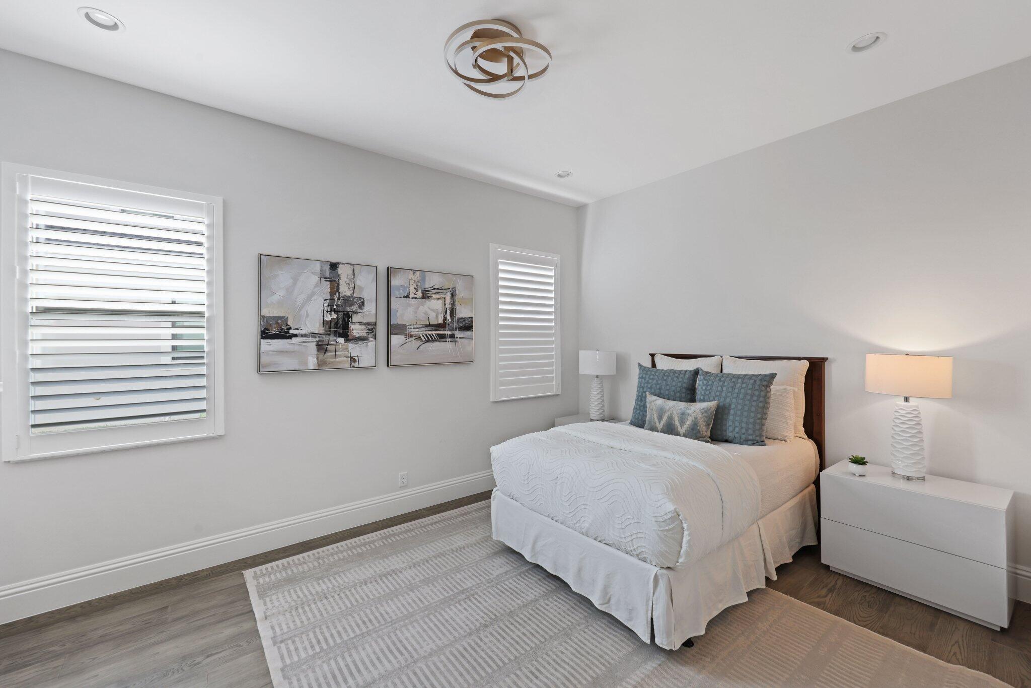 ROYAL PALM POLO - Residential
