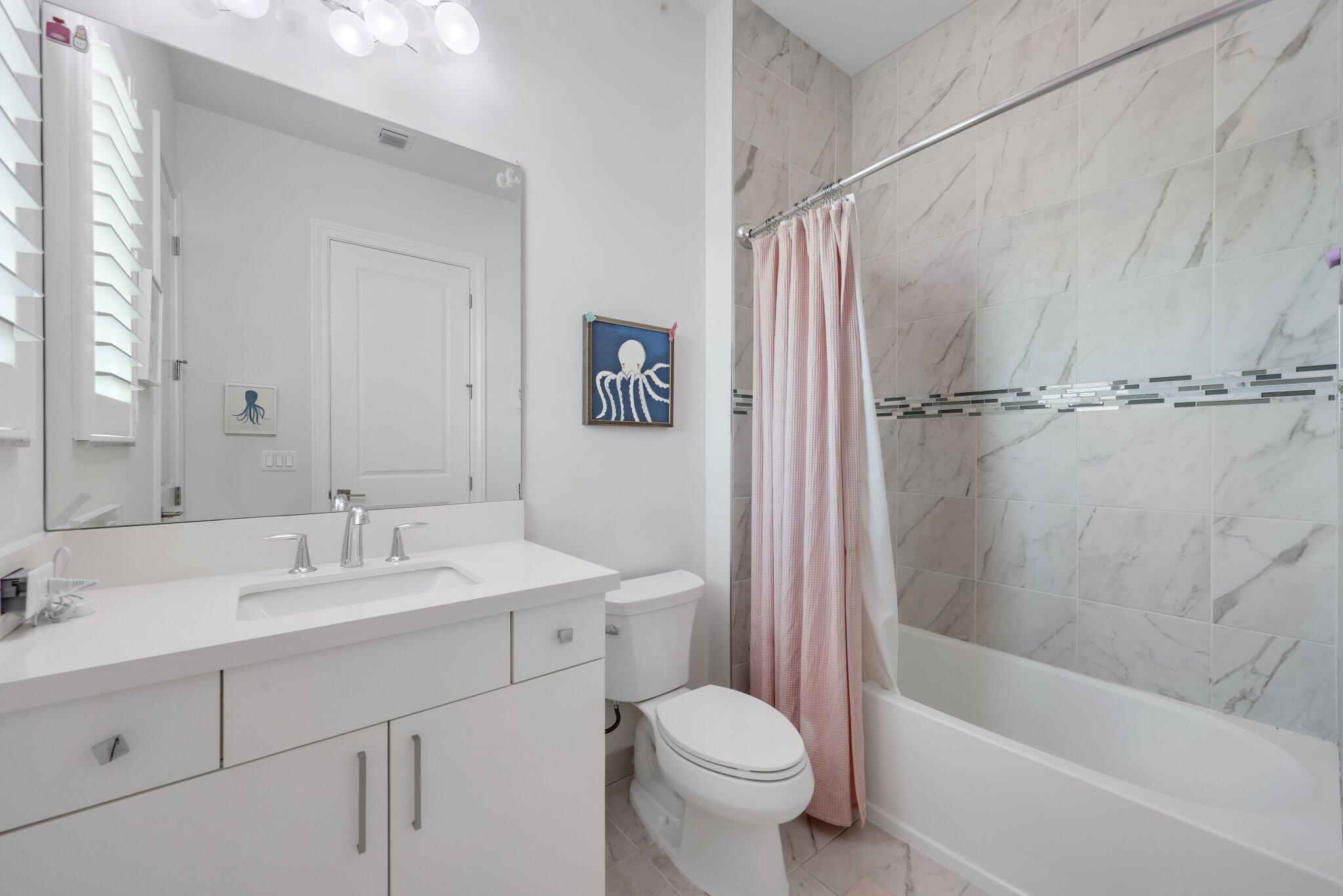 ROYAL PALM POLO - Residential