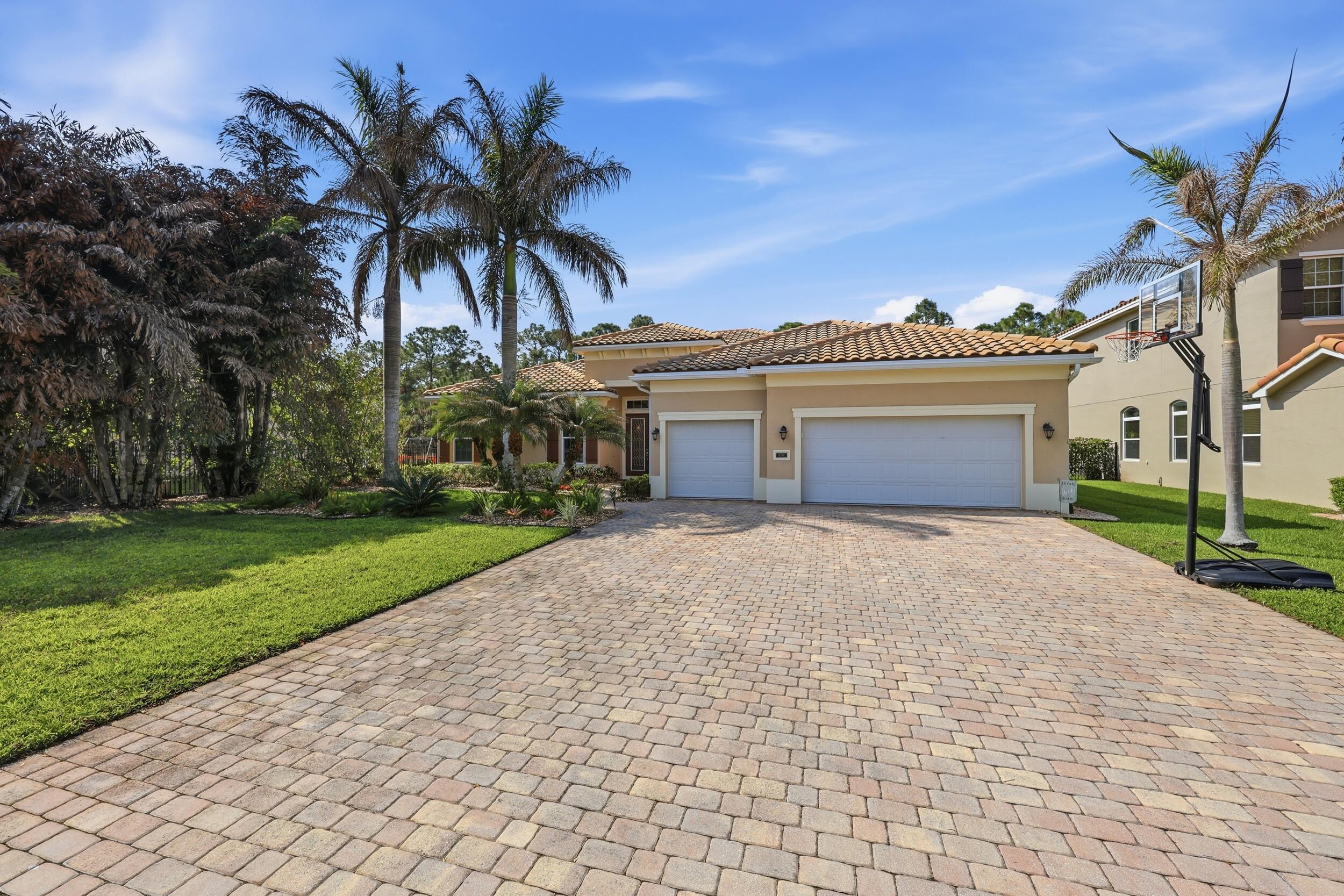 6591 SW Key Deer Lane