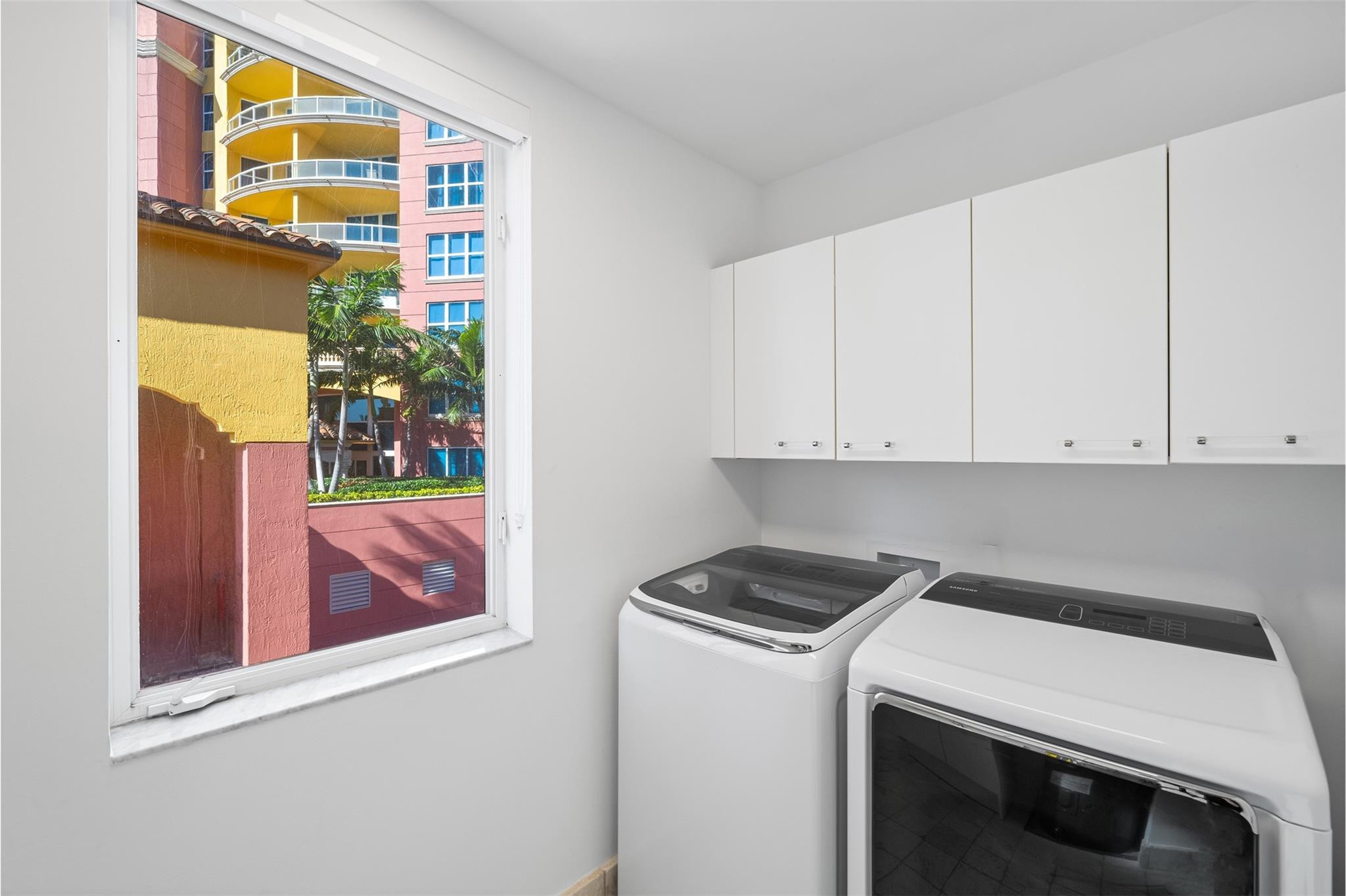 The Palms Townhouse Condo - Residential