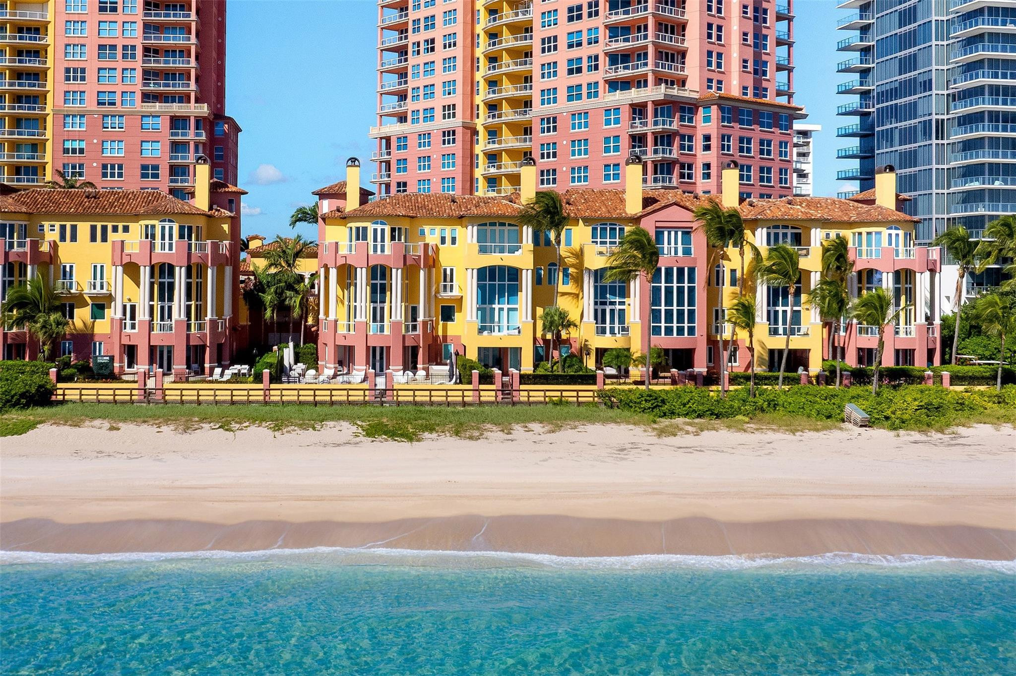 The Palms Townhouse Condo - Residential