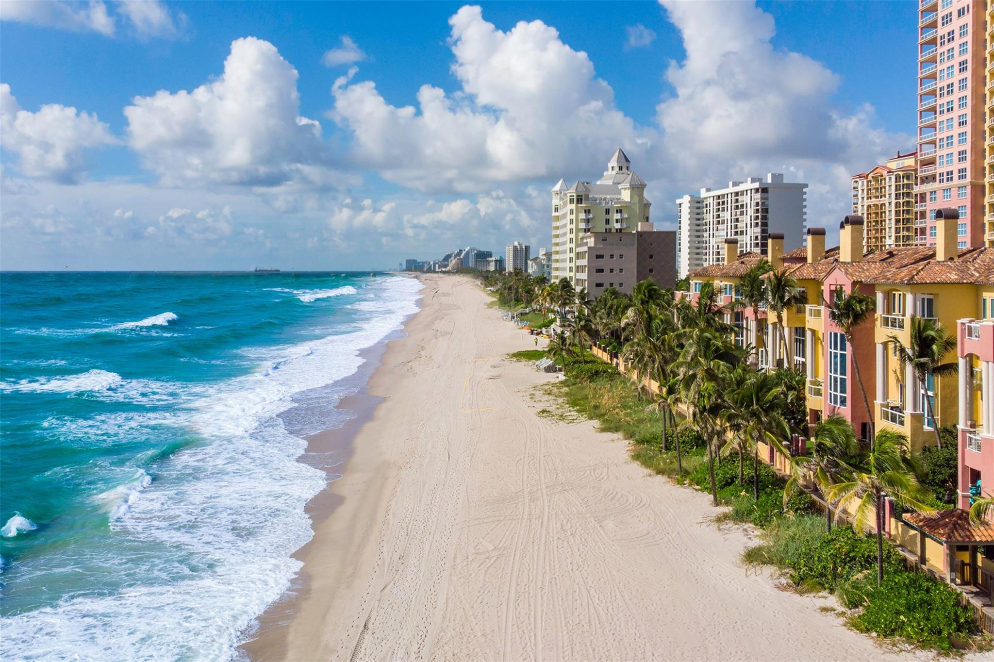 The Palms Townhouse Condo - Residential