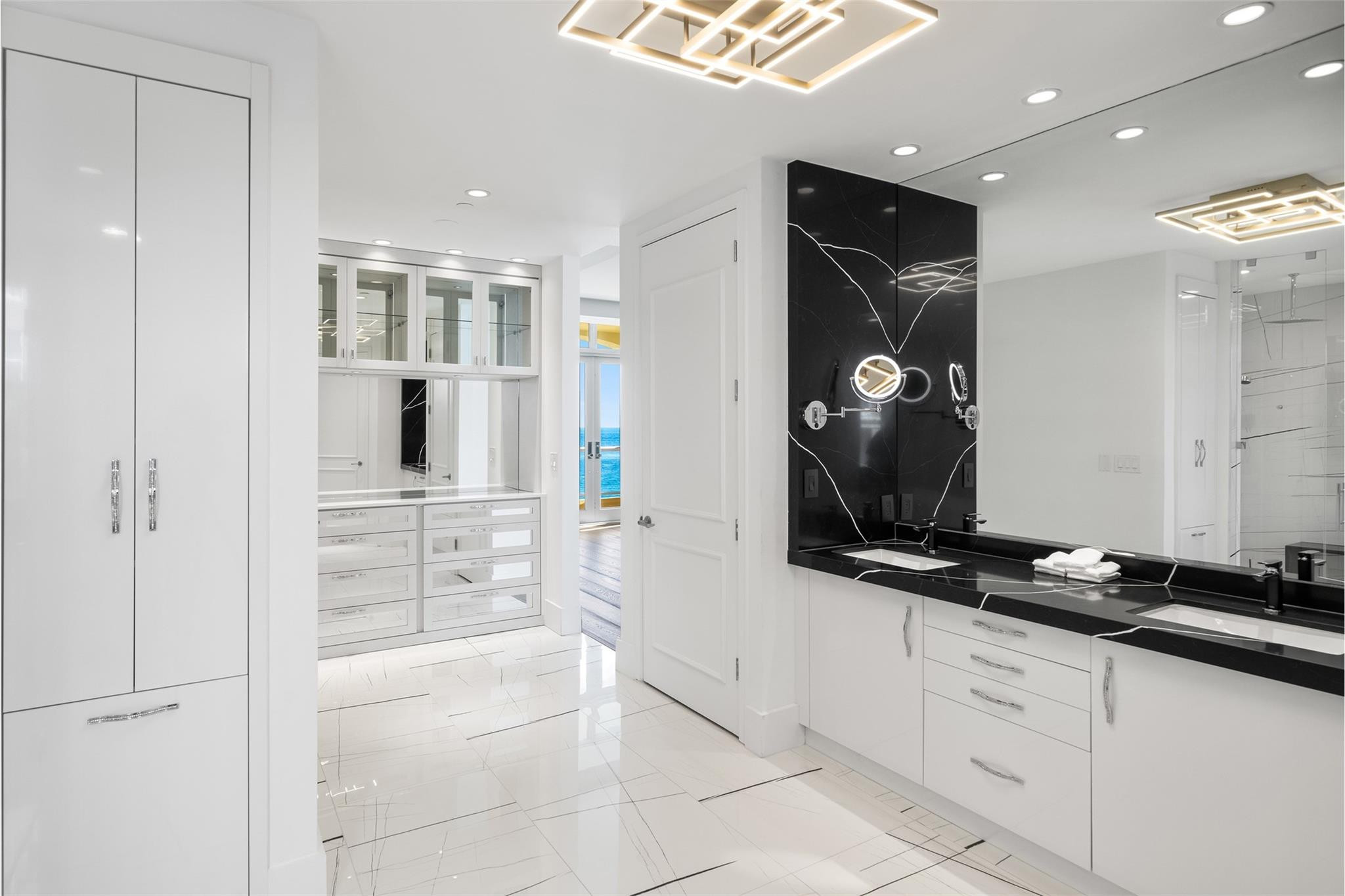 The Palms Townhouse Condo - Residential