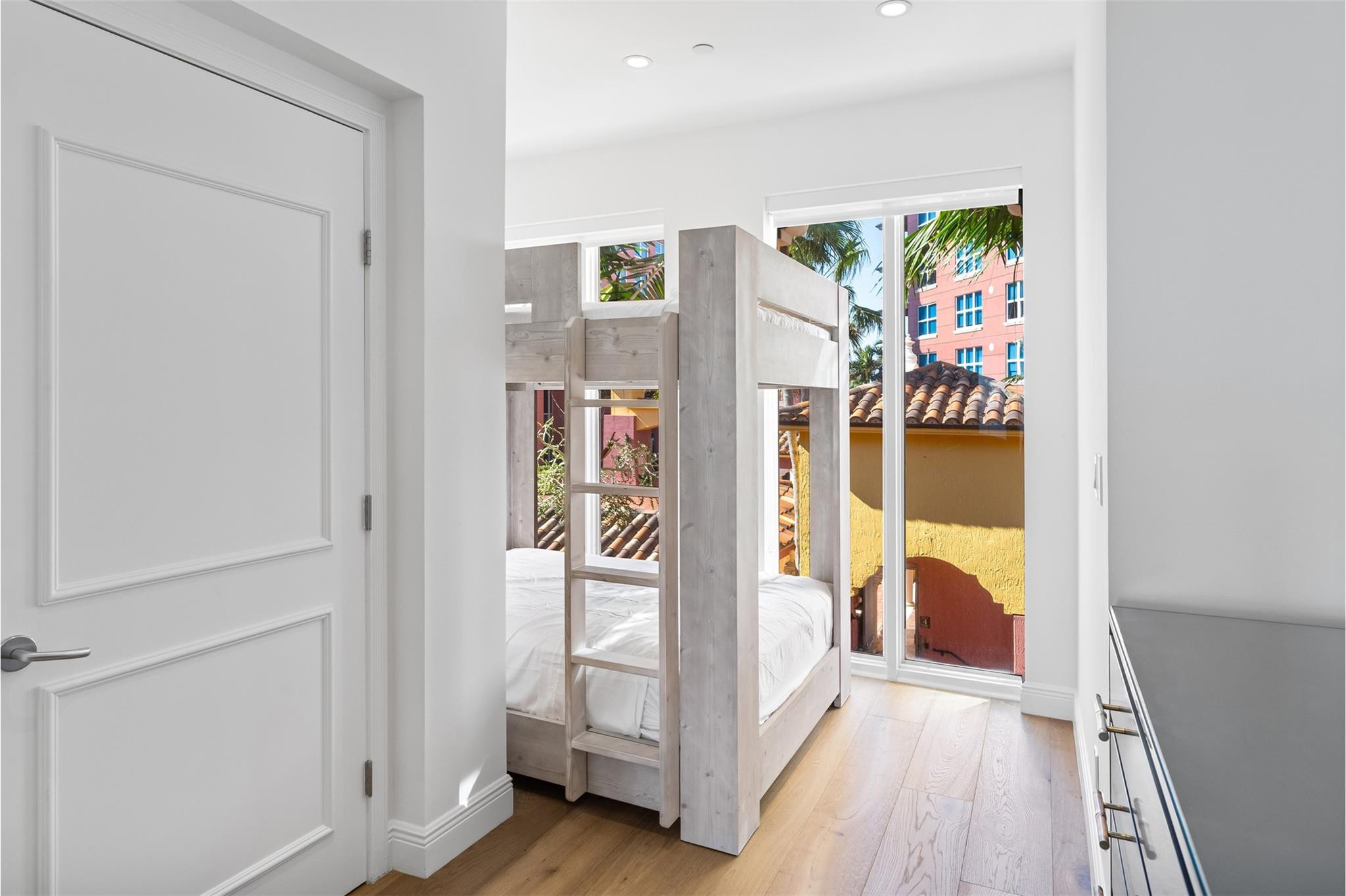 The Palms Townhouse Condo - Residential