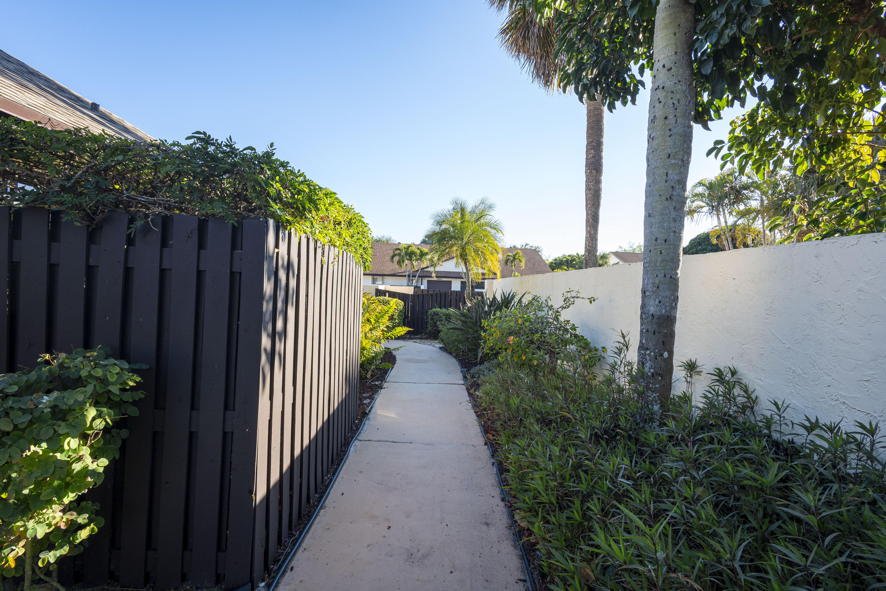 HOMEWOOD LAKES SEC B-2 - Residential