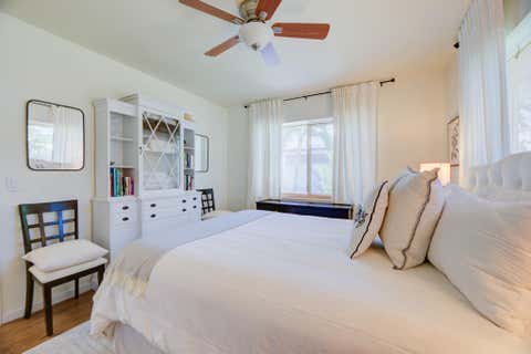 Tiny photo for 3940 NE 13th Avenue, Oakland Park, FL 33334 (MLS # B26020523)