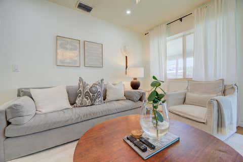 Tiny photo for 3940 NE 13th Avenue, Oakland Park, FL 33334 (MLS # B26020523)