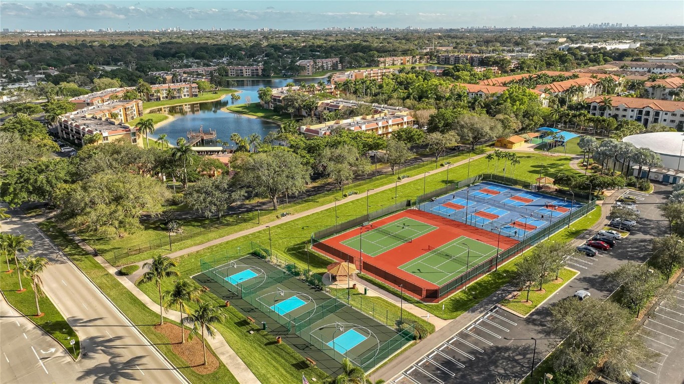 Coral Gate - Residential