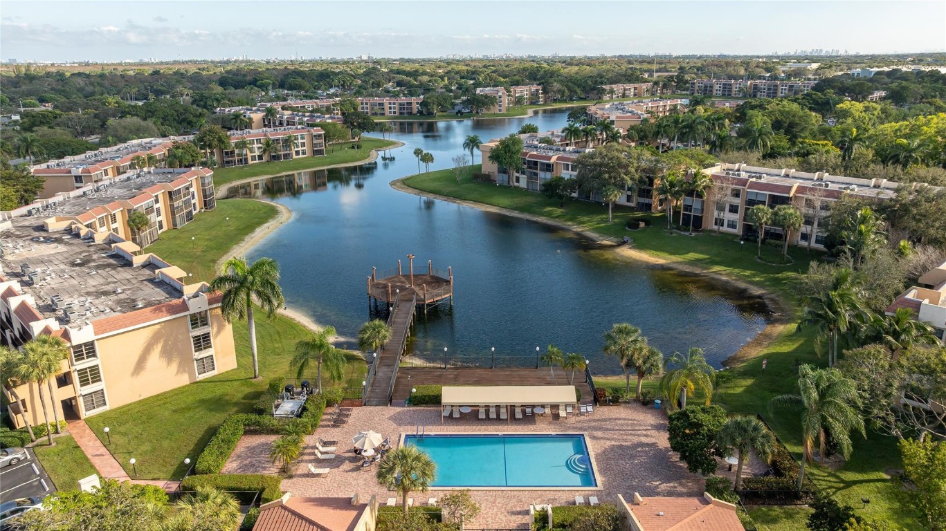 Coral Gate - Residential