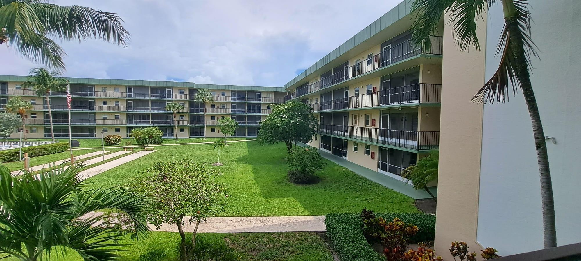 View Deerfield Beach, FL 33441 condo