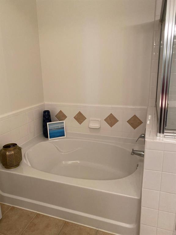 SOMERSET AT ABACOA CONDO - Residential