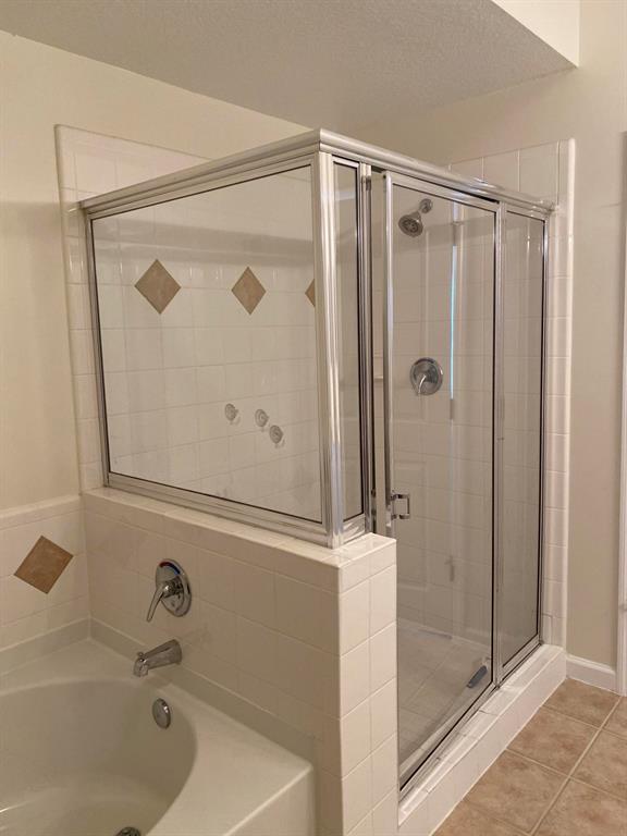 SOMERSET AT ABACOA CONDO - Residential